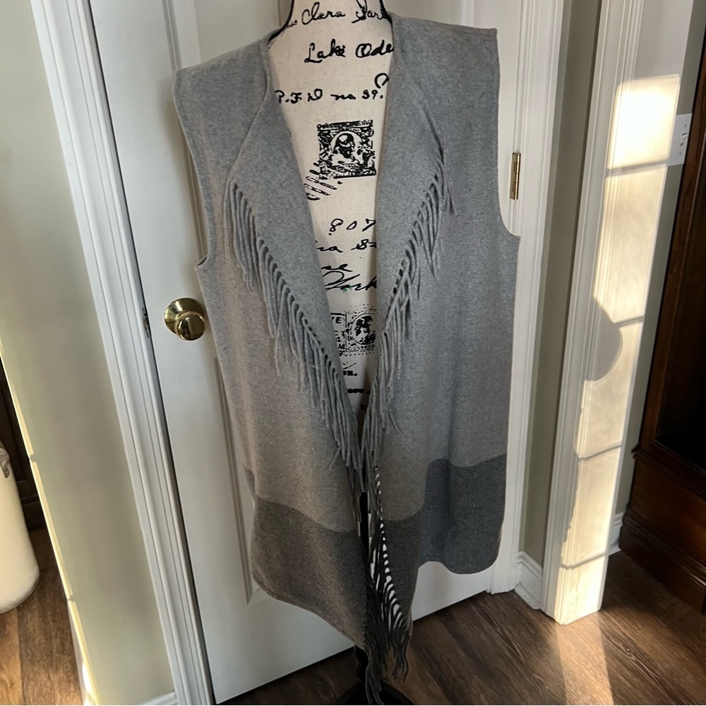 Vineyards vines wool fringe blanket vest draped front size xl plus gray winter - Picture 5 of 12